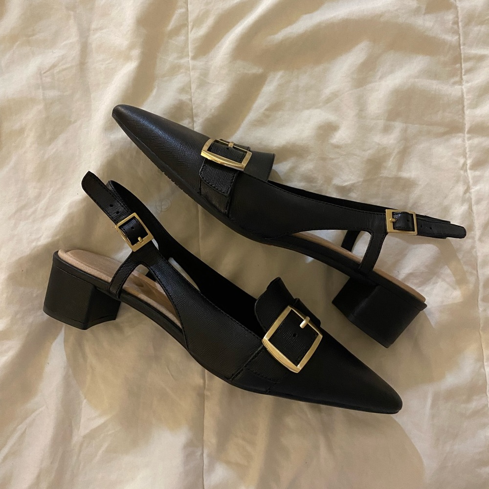 NWOT Rockport Slingback Kitten Heel, leather size 8